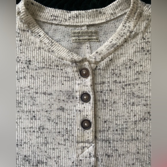 Urban Outfitters Med. tunic white & grey sweater - Picture 4 of 4